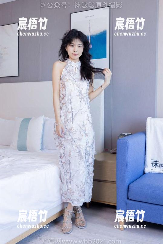 袜啵啵 - 甜甜圈水手服塑造什么样的美图？好奇心作祟了！