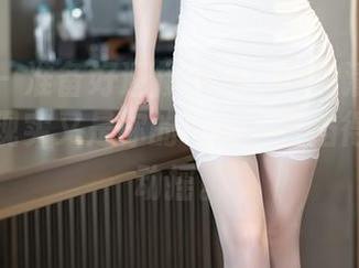 语画界 – 准备好迎接安琪Yee的清纯写真全集，现实又是你的味道，我陷得越深越动摇。
