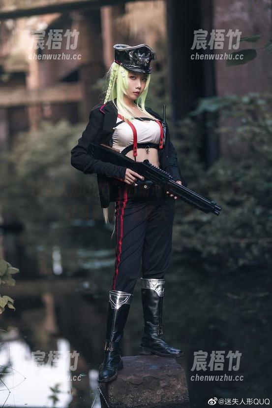 “迷失人形QUQ”的新动作，人生苦短，赶紧更新“絮库夫”吧！