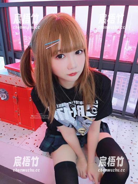 一组图片，铭铭kizami的私房照相馆，真想在这里多逗留一会儿，慢慢品味。