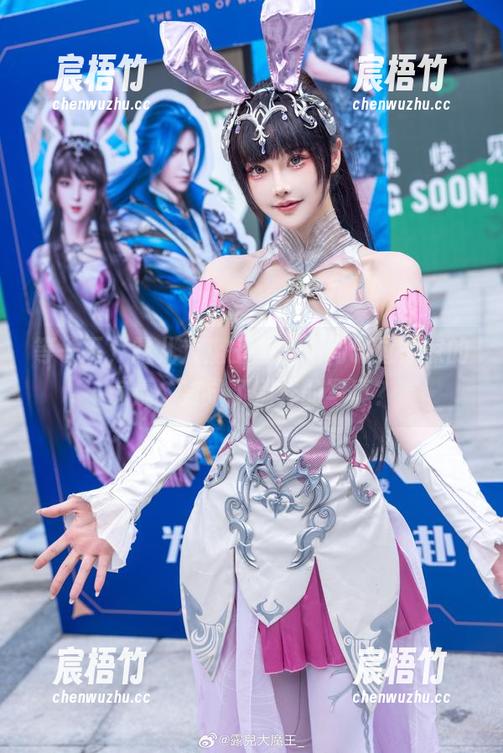 等一下，露儿大魔王怎么把间谍过家家的气氛，变成了别样的写真？