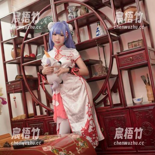 面饼仙儿的图库冒险：这是婚纱，还是被它吓跑的料？