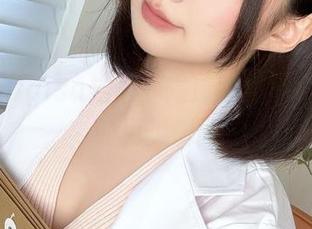 魔物喵nigisa走心，高清图包里女子大生的另类侧面