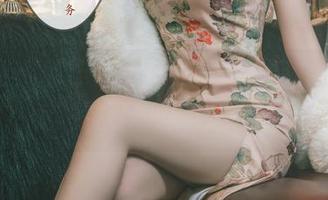 如果老师都长这样，估计上课都没人想走吧？美图发现鹿八岁baby老师。