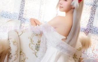 麻花麻花酱的定制服装写真，万一我也想穿呢？